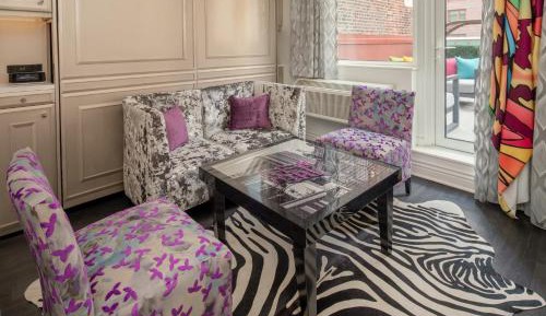 Terrace Cosmo Suite
