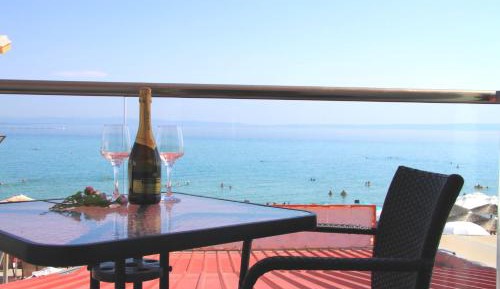 Studio with Sea View