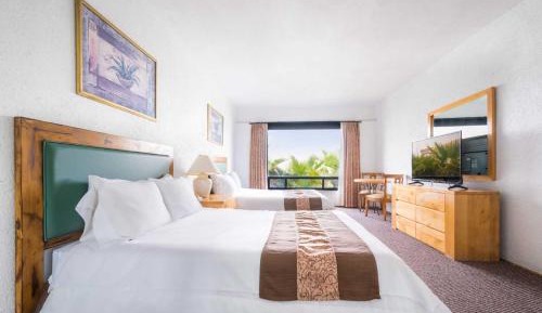 Suite with Two Double Beds