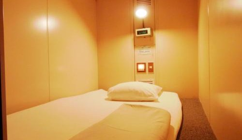 Capsule Room for Male 
