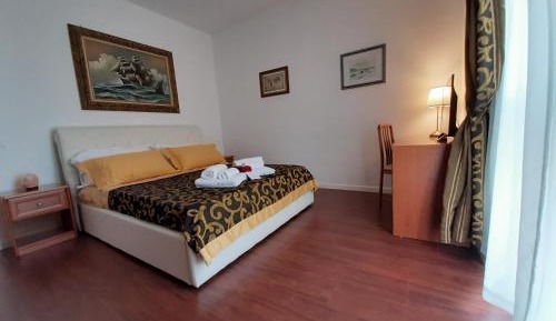 Double Room with Private External Bathroom