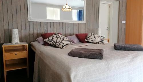 Large Double Room