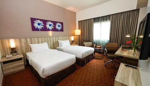Deluxe Double or Twin Room