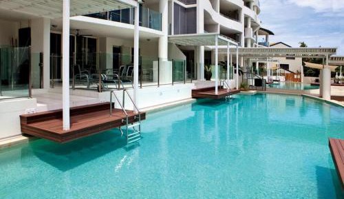 Corner Swim-Out Apartment