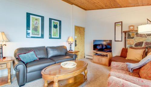 One Bedroom Apartment