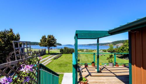 Two Bedroom Holiday Home