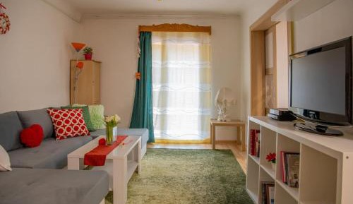 One-Bedroom Apartment with Garden View