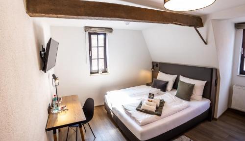 Deluxe Single Room