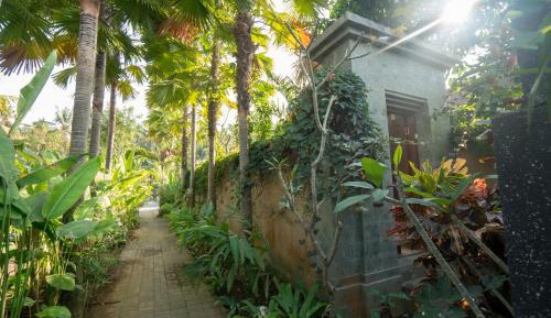 Deluxe One-Bedroom Villa with Private Pool 