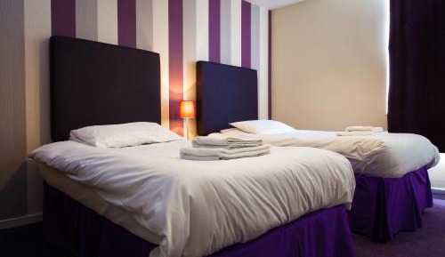 Standard Twin Room