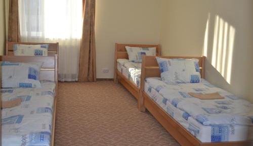 Economy Triple Room