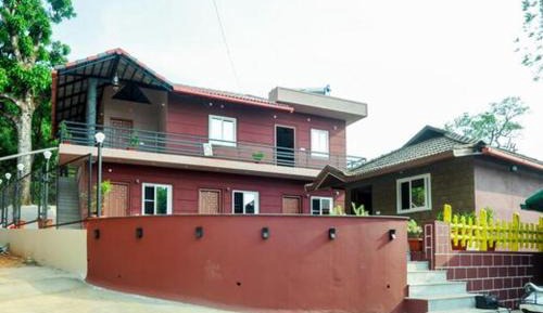 Mixed Dormitory Room