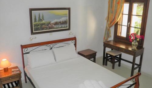 Superior Two-Bedroom Apartment with garden view