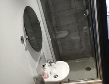 Twin Room with Private Bathroom