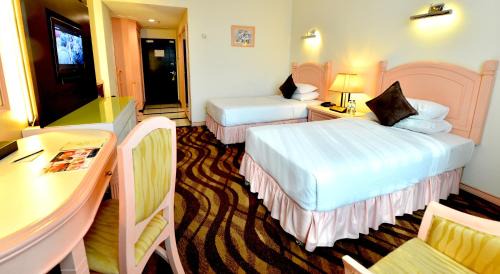 Deluxe Twin Room