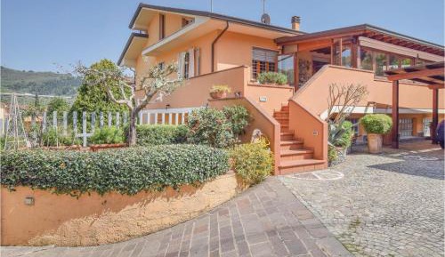 Four-Bedroom Holiday Home