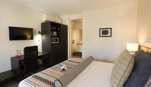 Corporate Room