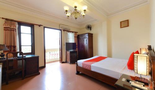 Junior Suite with Balcony