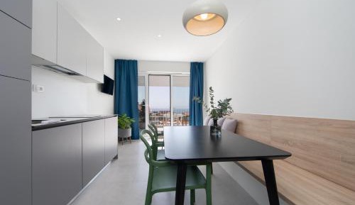 Apartment with Sea View