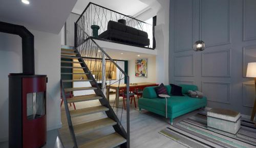 Deluxe Apartment