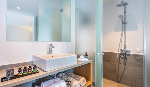 One bedroom suite with private pool