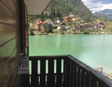 Studio with Lake View