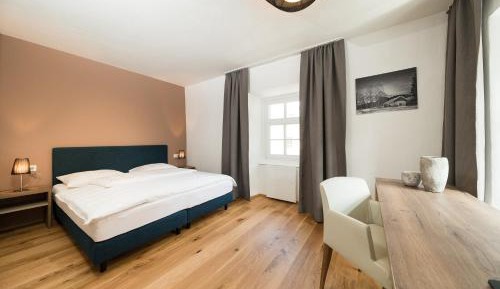 Apartment - Split Level