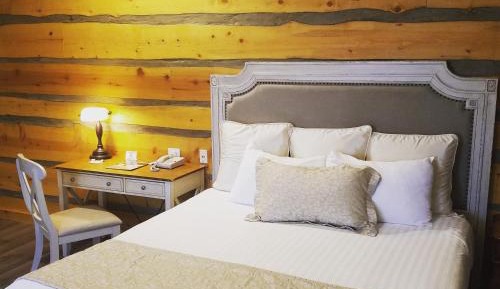 Standard King Room - Disability Access