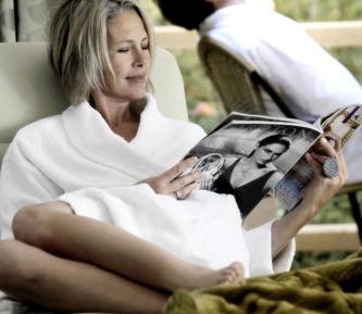 Special Offer - Romance Package - Luxury Suite with Spa Bath