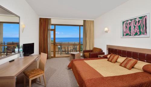 Standard Room with Sea View