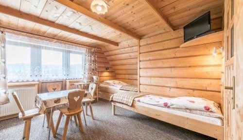 Quadruple Room with Mountain View