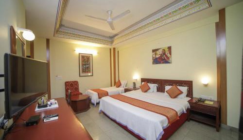 Deluxe Triple Room