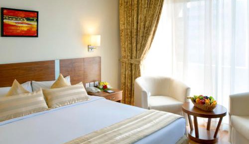 Family Suite One Bedroom with King Bed