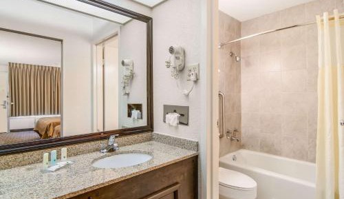 Double Room with Two Double Beds - Smoking