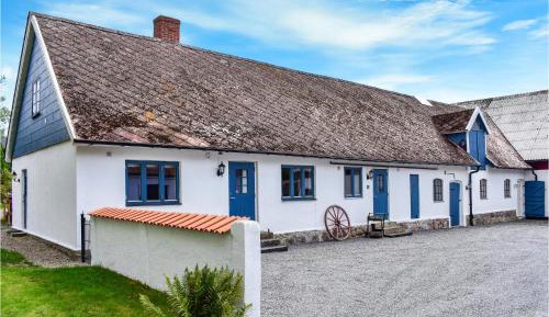 Two-Bedroom Holiday Home