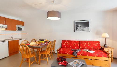 Studio (2 Adults)