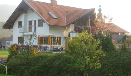 Three-Bedroom Apartment with Terrace