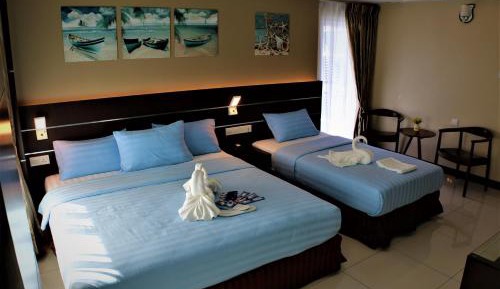 Deluxe Family Room