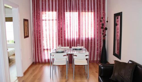 Three-Bedroom Apartment - Calle Còrsega 668
