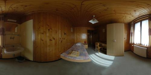 Single Room with Shared Bathroom