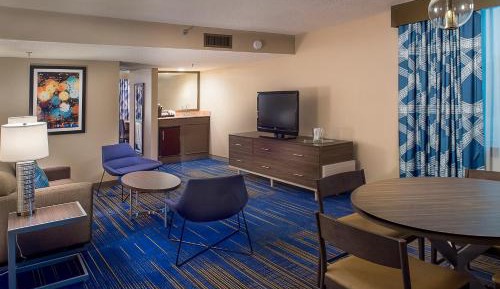 Superior King Suite