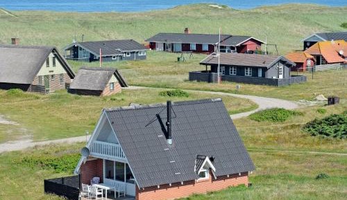 Three-Bedroom Vacation Home 