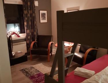 Twin Room with Bathroom