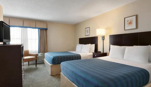 Room with Two Double Beds - Street View