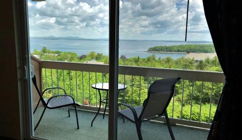 Standard Queen Room with Ocean View and Balcony, 2 Queen Beds (2nd Floor NON-PET)