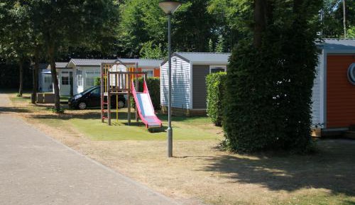 Chalet (6 Adults)