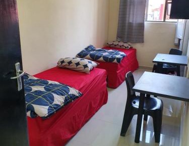 Budget Twin Room with Shared Bathroom