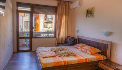 Double Room with Balcony (2 Adults + 1 Child)