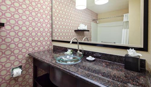 Queen Room - Disability Access