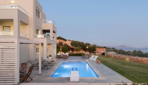 Five-Bedroom Villa with Private Pool